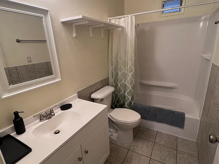2358 Cardiff Ln #A — Photo 10