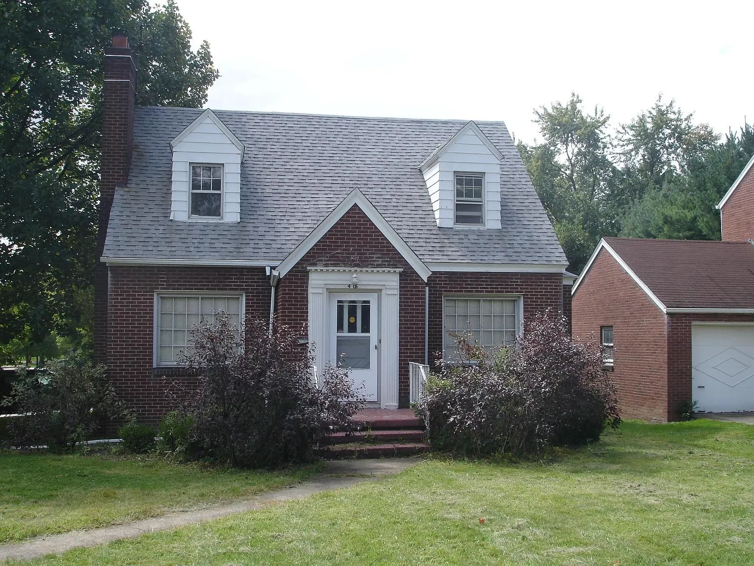 405 W Midlothian Blvd photo 1