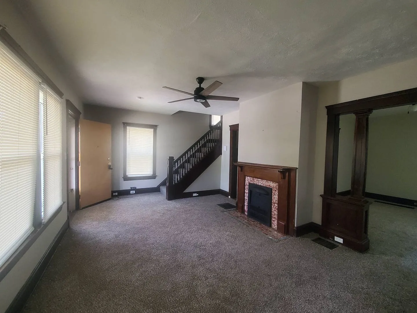 Charming 3-Bedroom Property in Prime Location — Photo 4