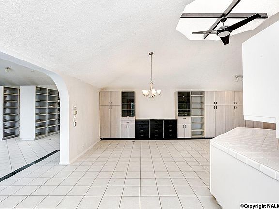 5th image of 109 Courtland Dr