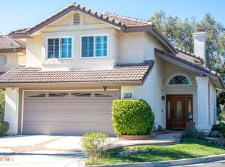 685 Overlook Rd, Simi Valley, CA 93065