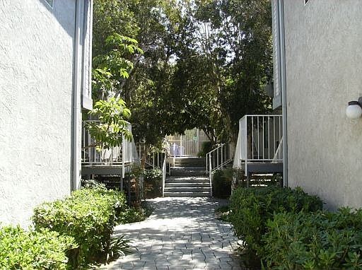 1st image of 4075 Louisiana St Unit 2