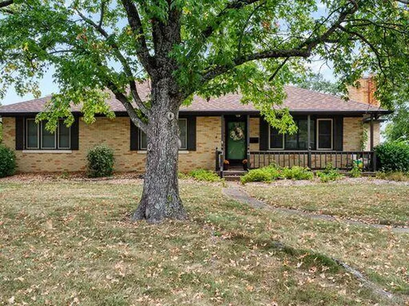 3802 Rock Ridge Rd, Jefferson City, MO 65109