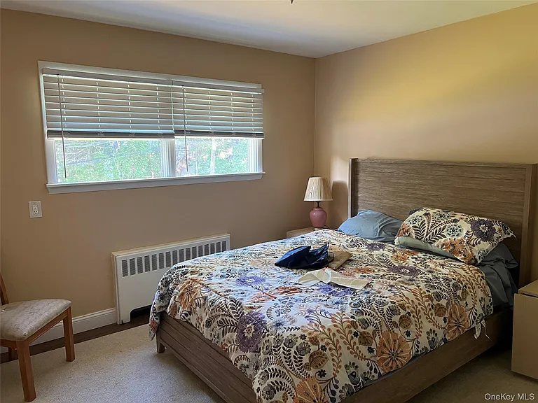 16 Briaroot Dr — Photo 8
