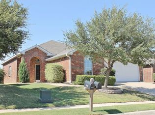 13205 Evergreen Dr, Fort Worth, TX 76244