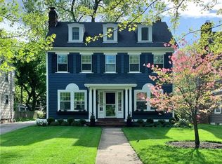 3276 Braemar Rd, Shaker Heights, OH 44120