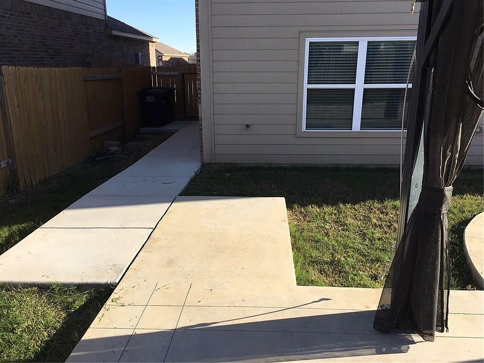 1st image of 6117 Chalk Hollow Dr