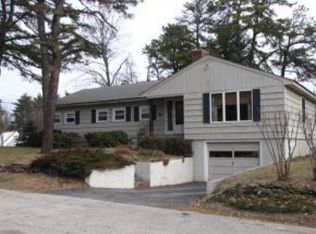 9 Burgess St, Nashua, NH 03064