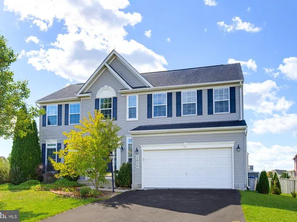 3630 Rolling Hills Dr, Greencastle, PA 17225