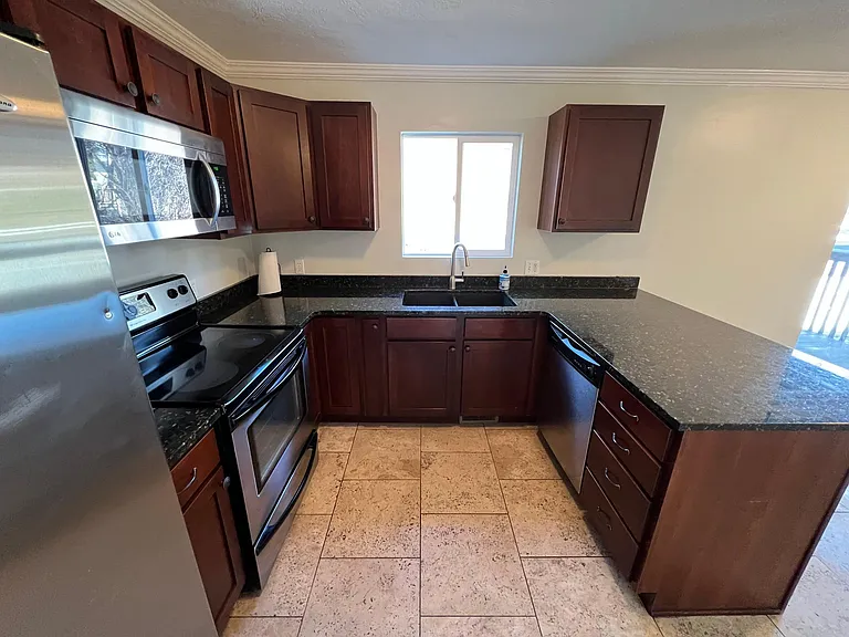 893 E Arnecia Ct #20 — Photo 4