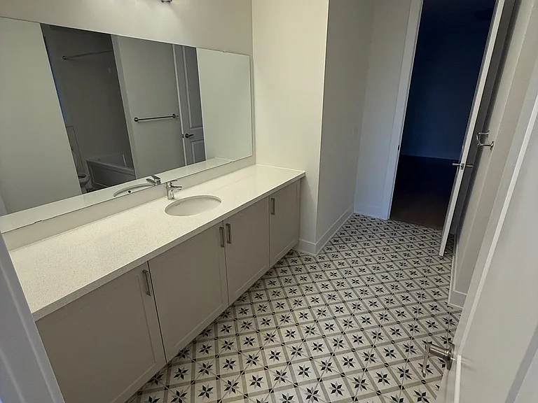 34 Nanhai Ave — Photo 27