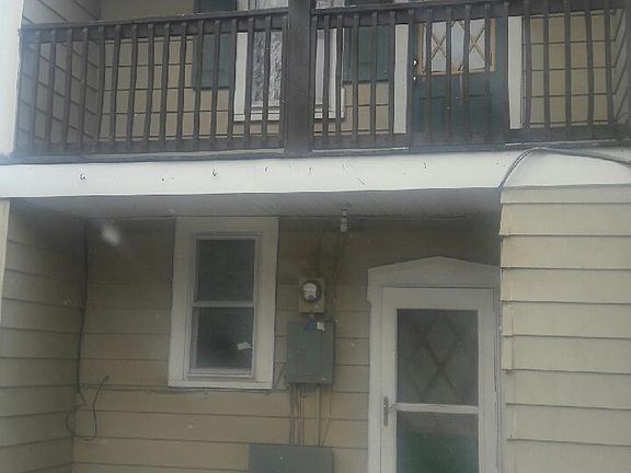 3rd image of 139 N Cannon Ave
