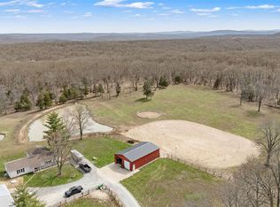 1084 Fawn Ln, Doe Run, MO