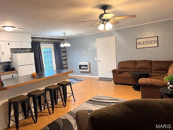 4th image of 522 Hunter Ave