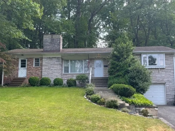 106 Timber Dr, Berkeley Heights Twp., NJ 07922