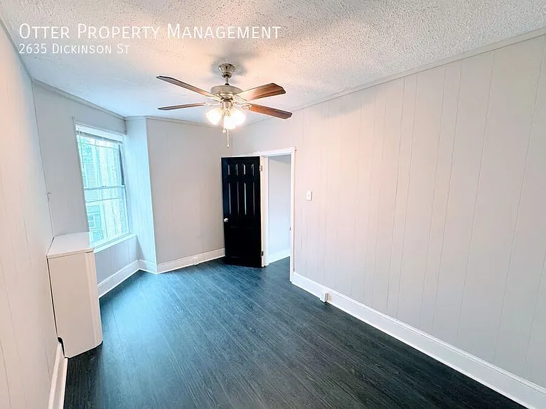 2635 Dickinson St — Photo 14