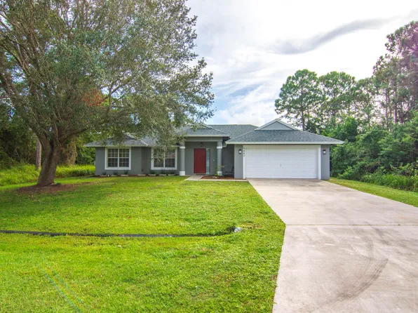 6447 NW Foxglove Street, Port St Lucie, FL 34986