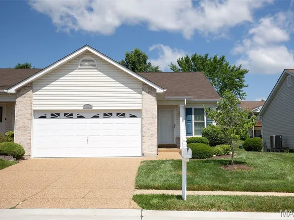 173 Silo View Dr #393A, Wentzville, MO 63385