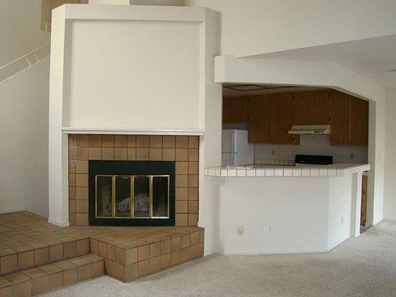 3rd image of 1285 Laveille Ct