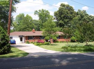 1026 Mineral Springs Rd, Charlotte, NC 28262