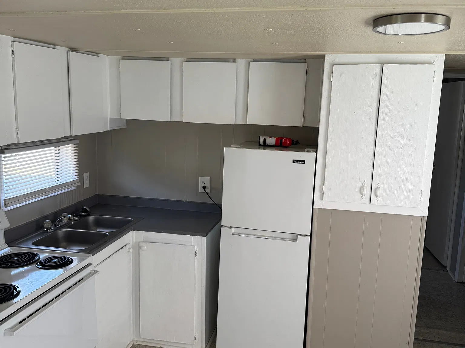 2 bed, $800 — Photo 1