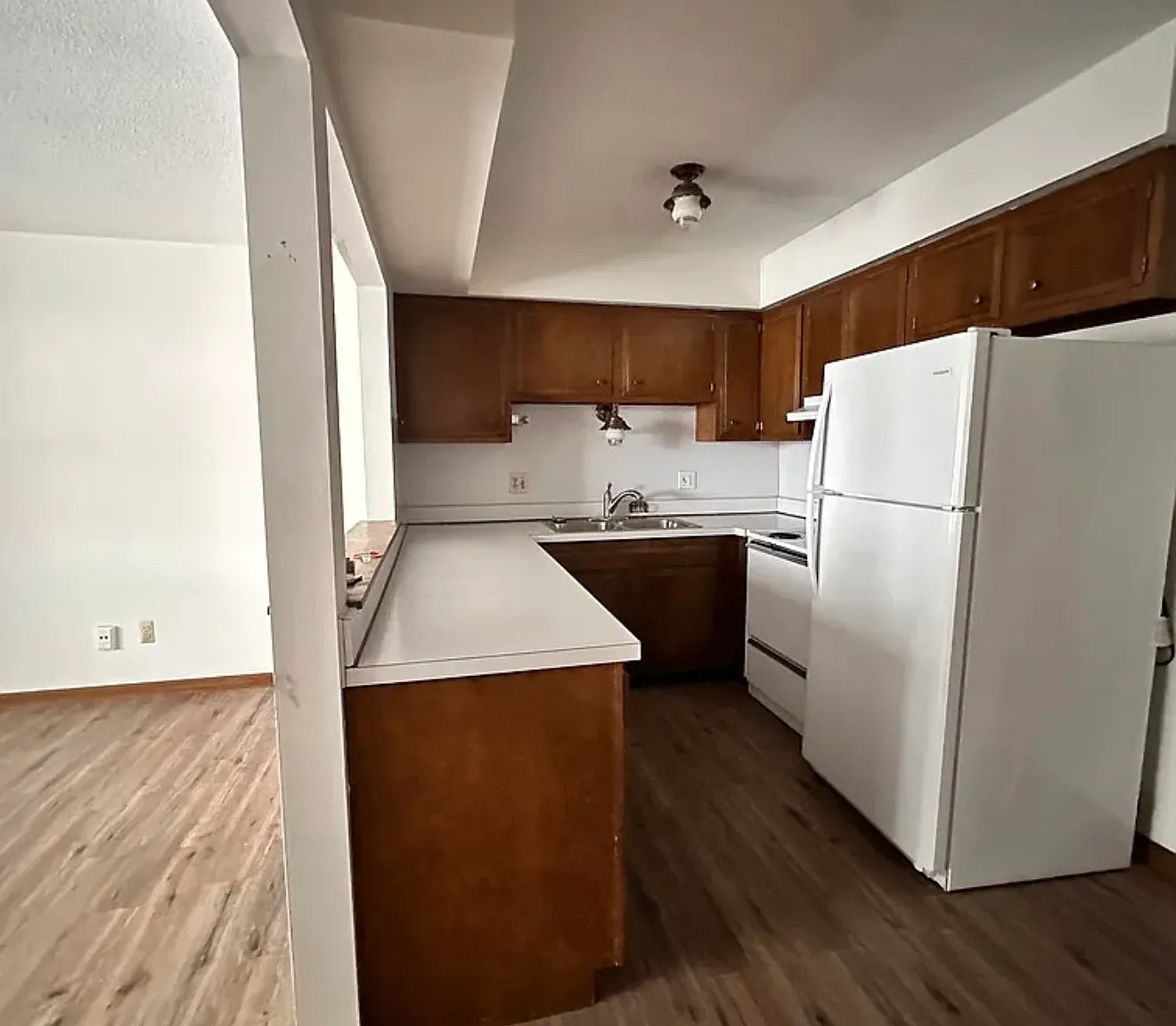 1 bed, 735 sqft, $950 — Photo 3