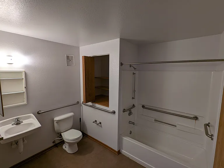 110 Garfield Ave #1 — Photo 7