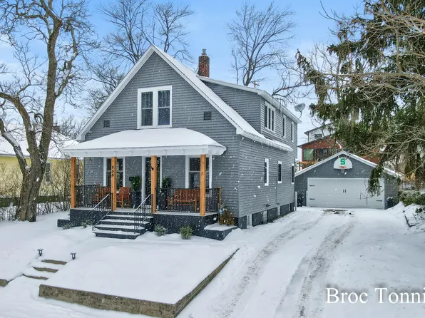 535 Colfax Ave, Grand Haven, MI 49417