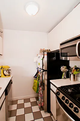 Rented by AIB Management Corp | media 23