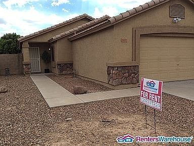 2nd image of 3221 W Abraham Ln