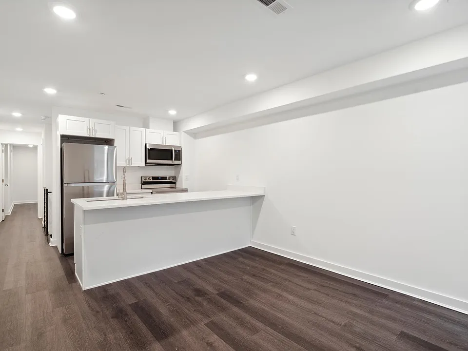 4021 Haverford Ave #1
