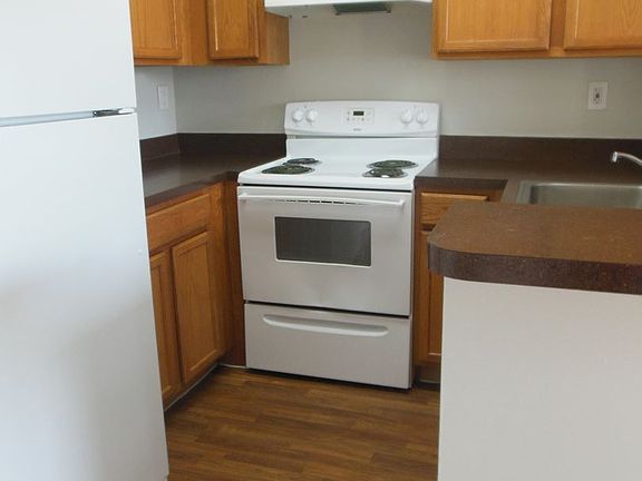 5th image of 718 Executive Center Dr #210-7-210
