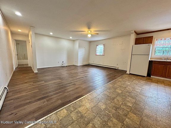3rd image of 2815 W Church St #B