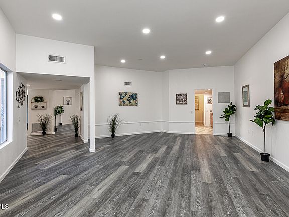 5th image of 13857 N 108TH Drive