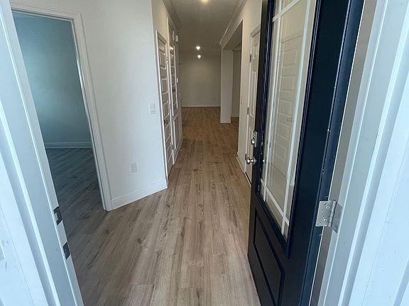 3rd image of 136 Emarie Gray Cir