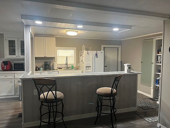 3rd image of 6164 N Joshua Ln