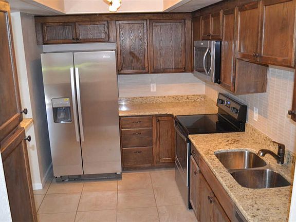 2nd image of 801 Merrywood Gln #2701
