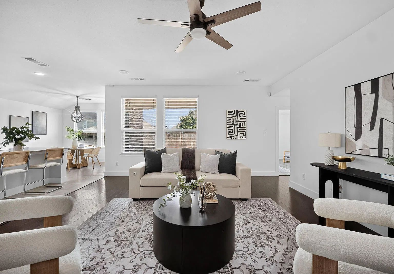 4 bed, 2.5 bath, 2123 sqft, $2,750 — Photo 3