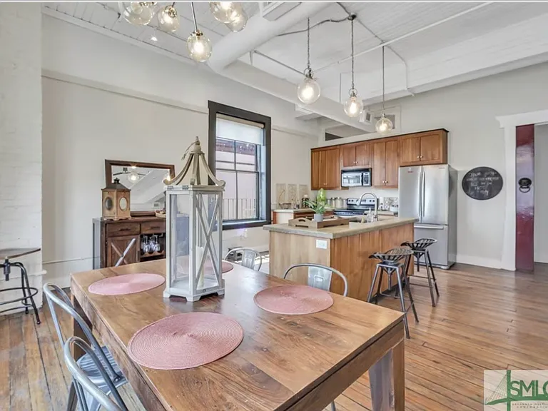 101 Barnard St #300 — Photo 13