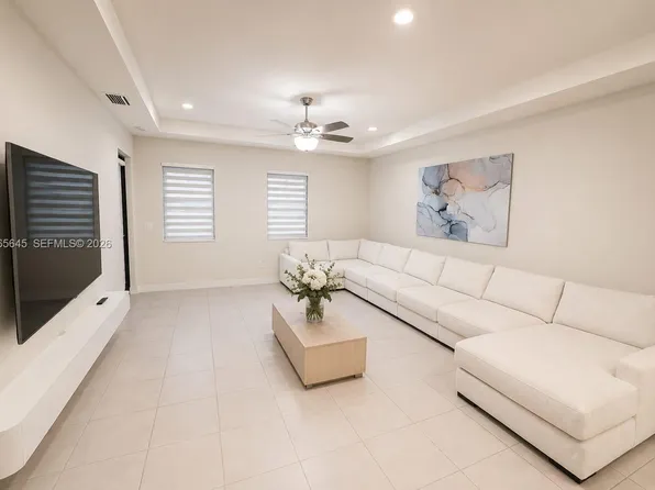 10407 NW 82nd St Unit 34, Doral, FL 33178