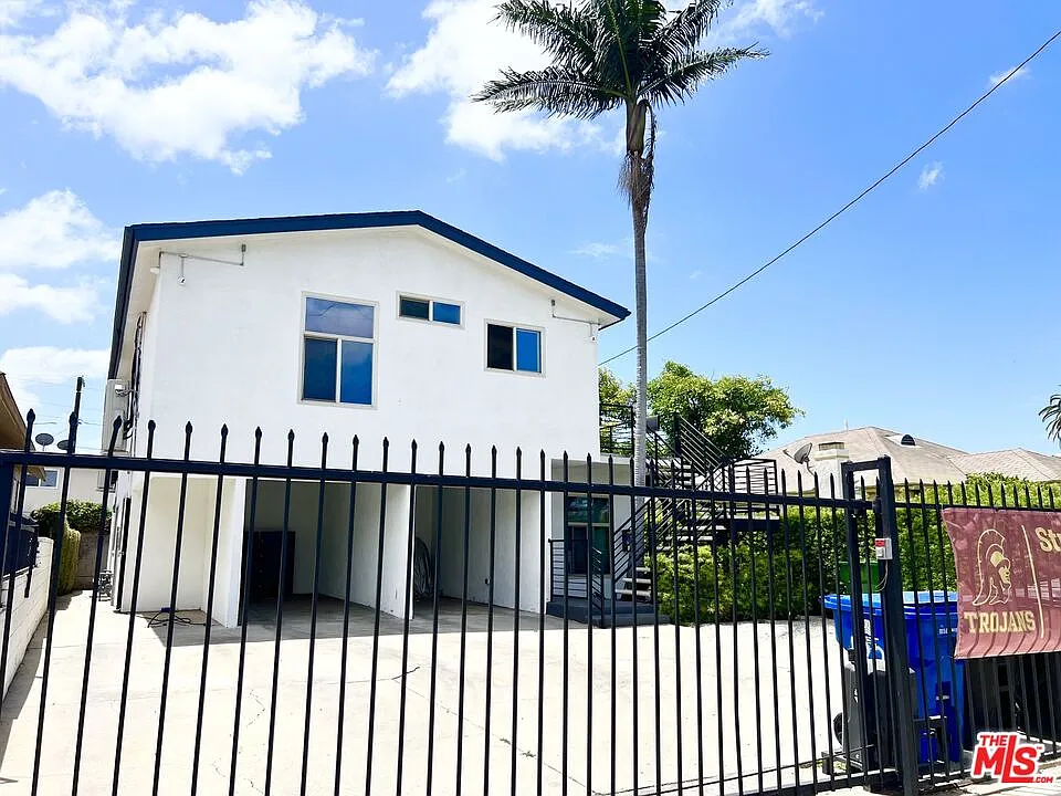 1336 W 37th Dr #3