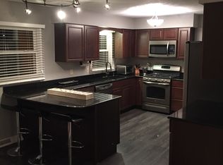 308 Kenilworth Rd, Bay Village, OH 44140