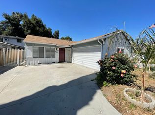 8827 Fenwick St, Sunland, CA 91040