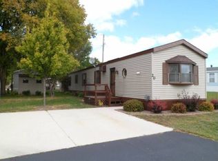 20 Ashwood Dr, Sheboygan, WI 53081