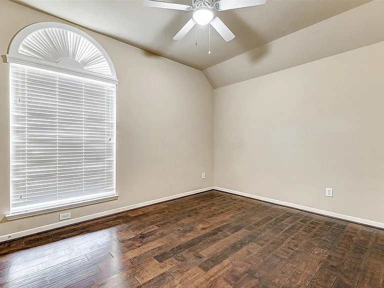 22119 Cassini Ct — Photo 33