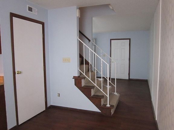 5th image of 5701 Kendrick Dr