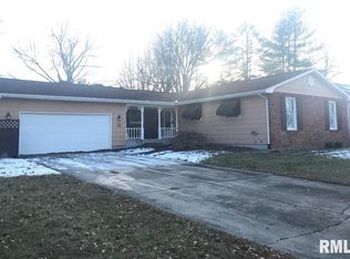 7 Collins Pl, Jacksonville, IL 62650
