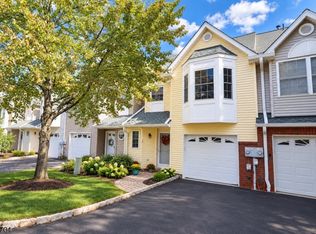 28 Angela Way, Berkeley Heights Twp., NJ 07922