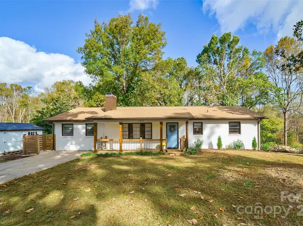 7402 Mobley Ln, Connelly Springs, NC 28612