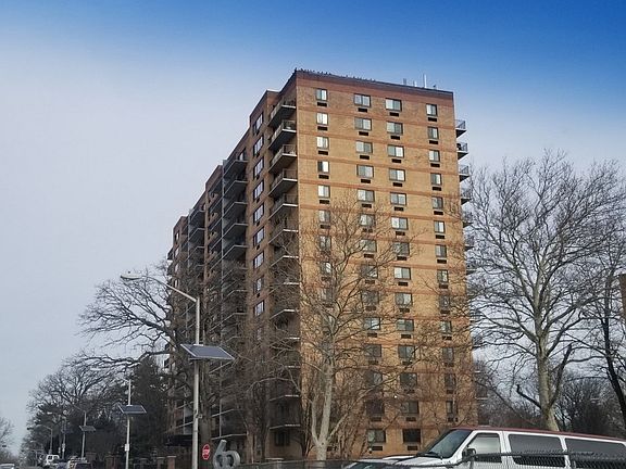 2nd image of 60 Parkway Dr E APT 5G